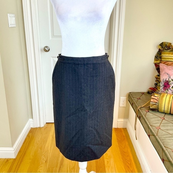 Giorgio Armani Skirt Pencil Wool Gray Pinstripes with Buckle Waist (40, S) - Picture 1 of 10